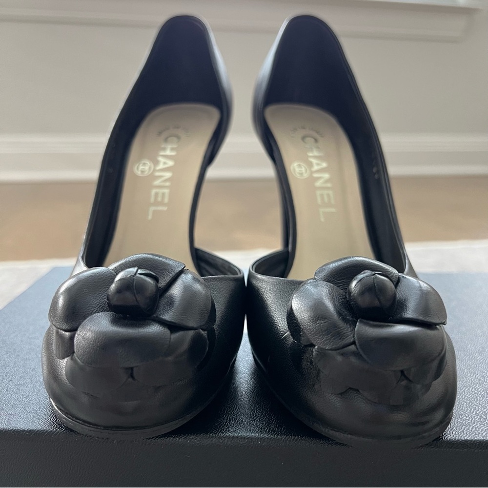CHANEL Camellia Half-d'Orsay 4” Pumps - Picture 8 of 10